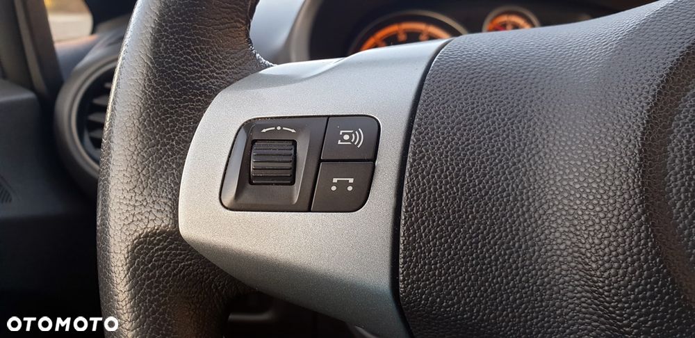 Opel Corsa 1.4 16V 150 Jahre - 20