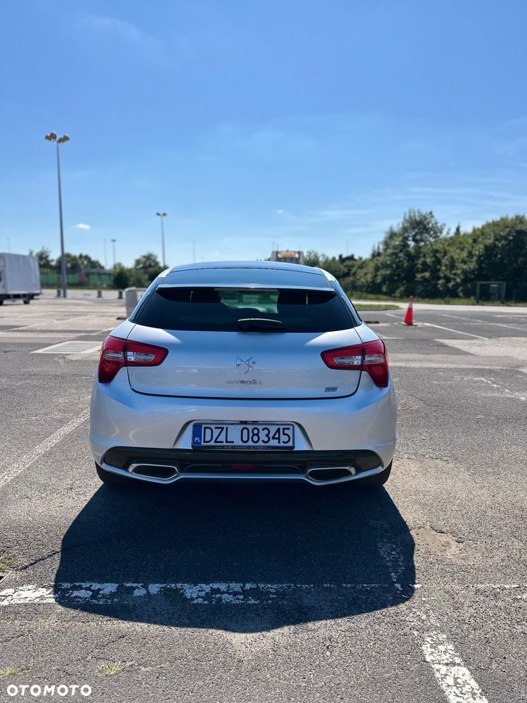 Citroën DS5 1.6 e-HDi Chic MCP - 14