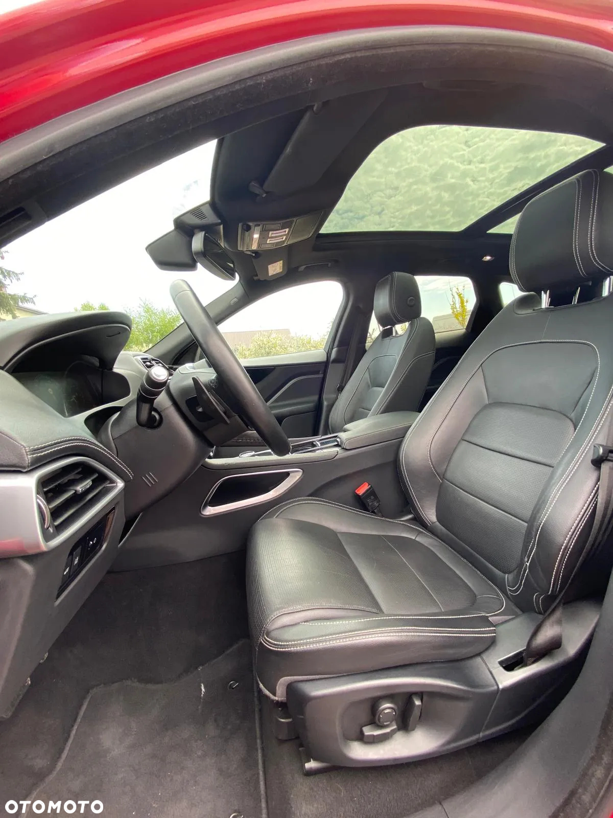 Jaguar F-Pace 2.0 i4D AWD R-Sport - 16