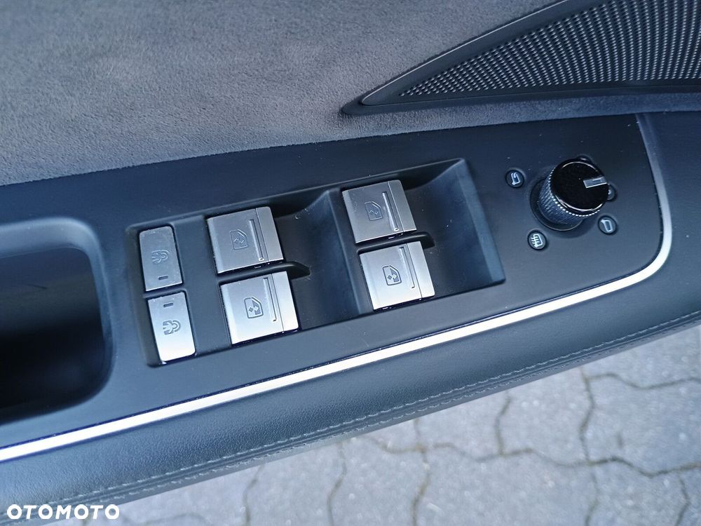Audi A8 - 20