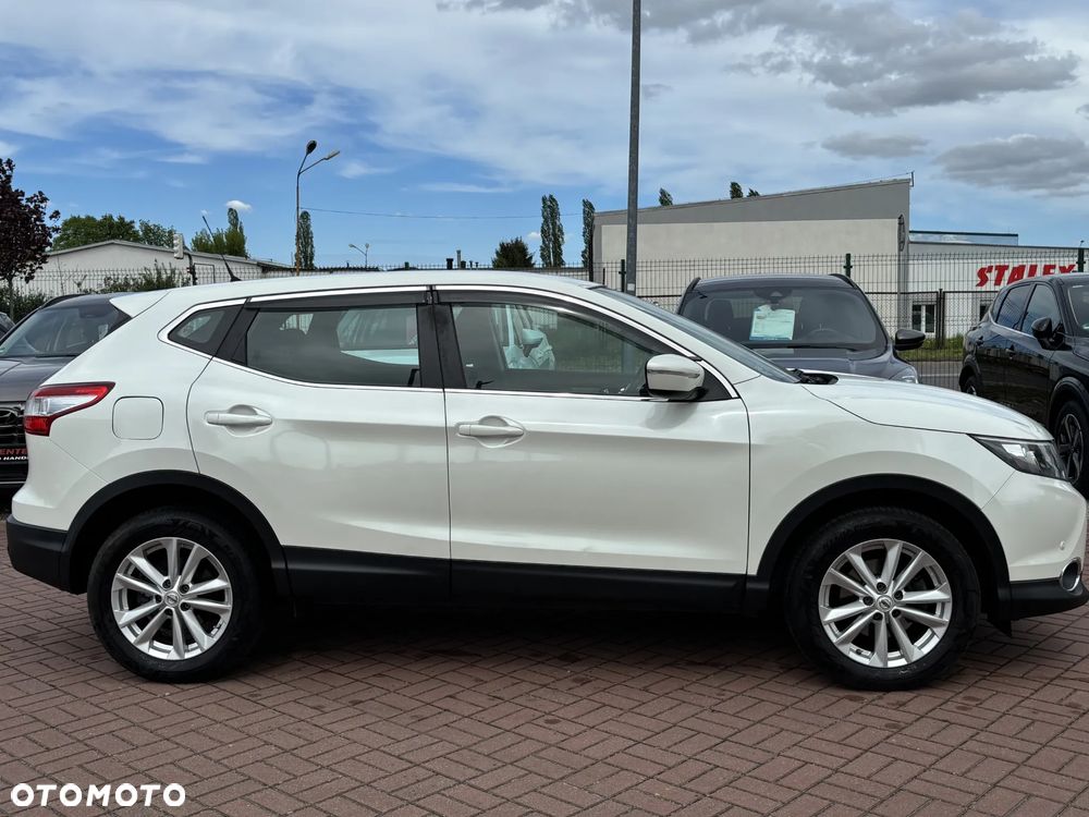 Nissan Qashqai 1.2 DIG-T Acenta EU6 - 11