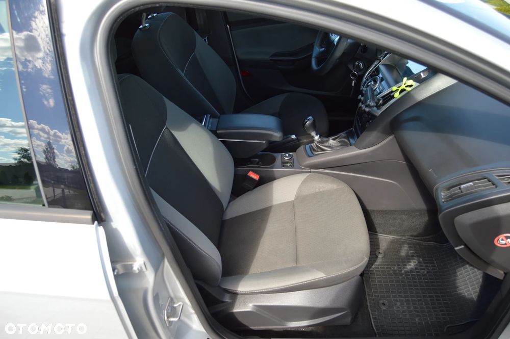Ford Focus - 18
