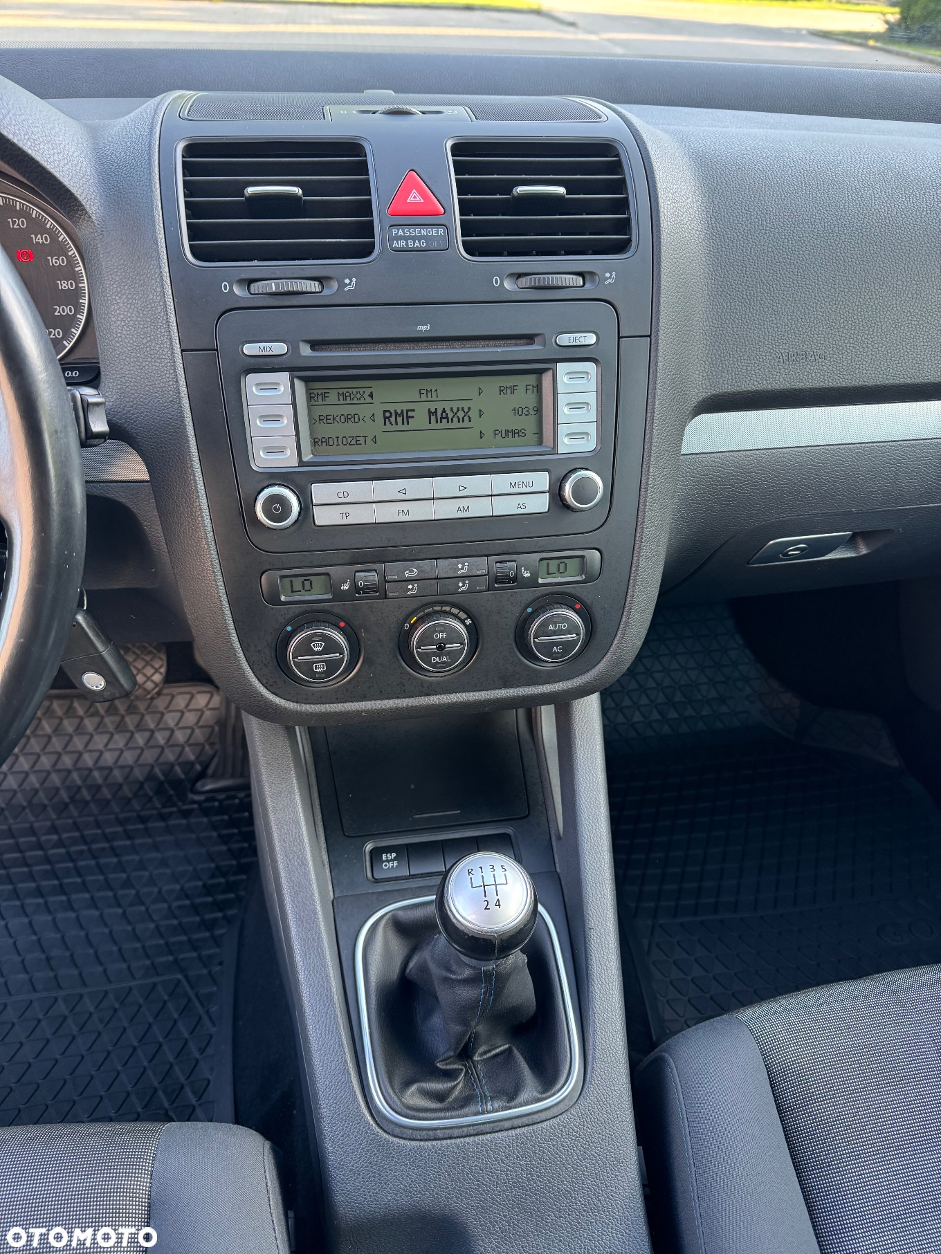 Volkswagen Golf 1.4 Tour Edition - 16