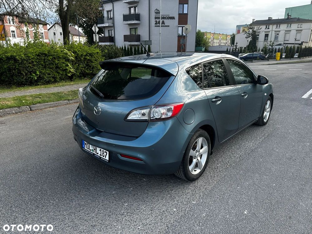 Mazda 3 - 6