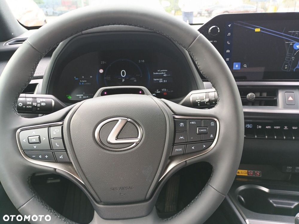Lexus UX - 17