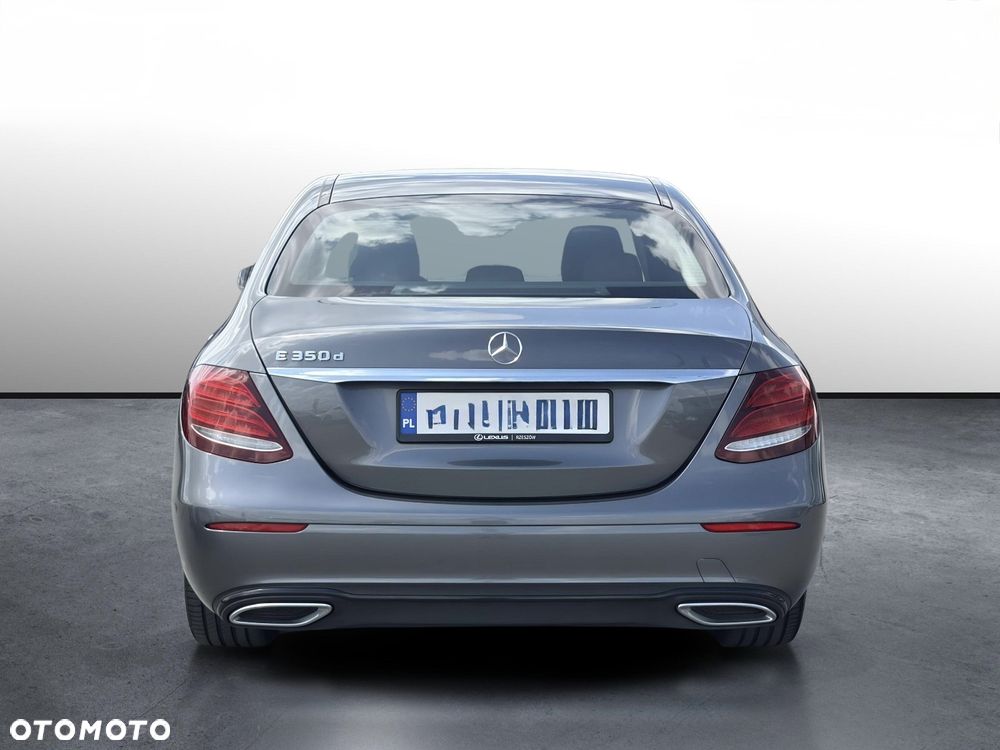 Mercedes-Benz Klasa E - 4