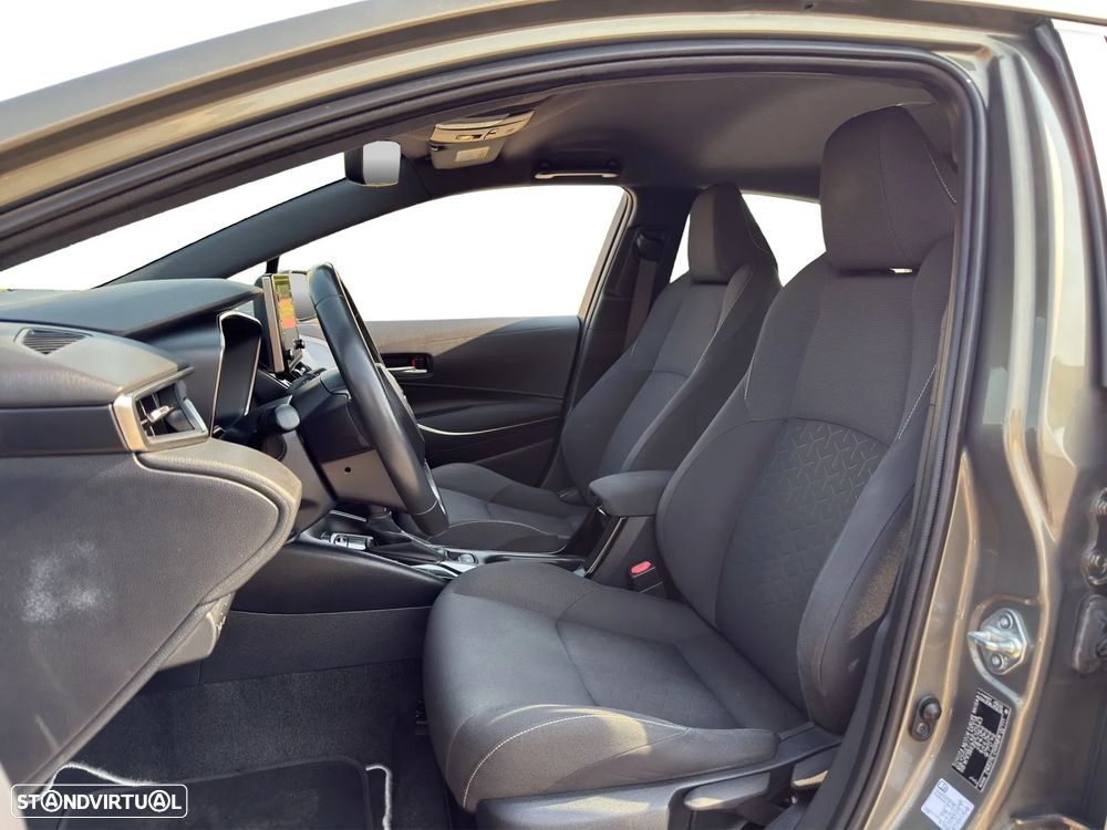Toyota Corolla 1.8 Hybrid Comfort - 12