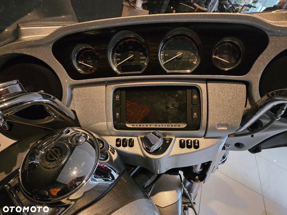 Harley-Davidson Touring Electra Glide - 10