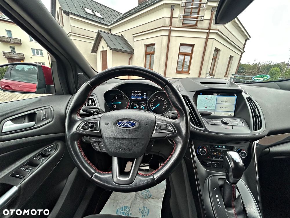 Ford Kuga 2.0 TDCi 4x4 ST-Line - 12