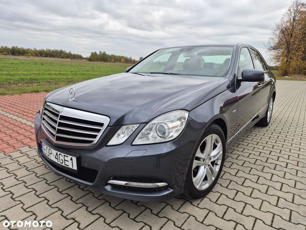 Mercedes-Benz Klasa E 200 CGI BlueEFFICIENCY Automatik Avantgarde - 1