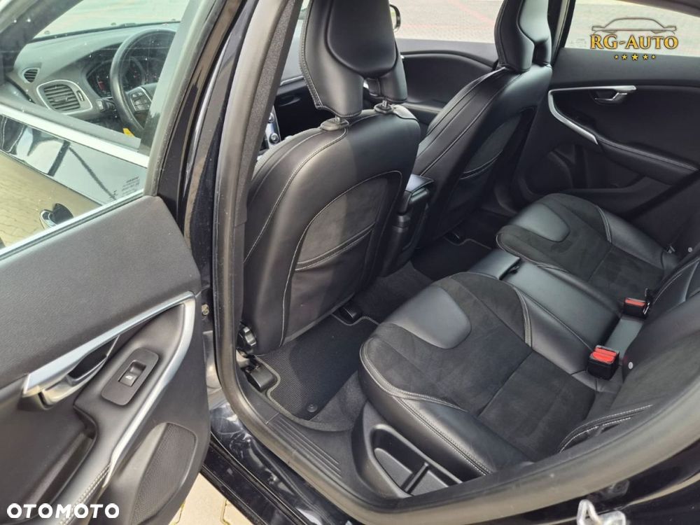 Volvo V40 - 29