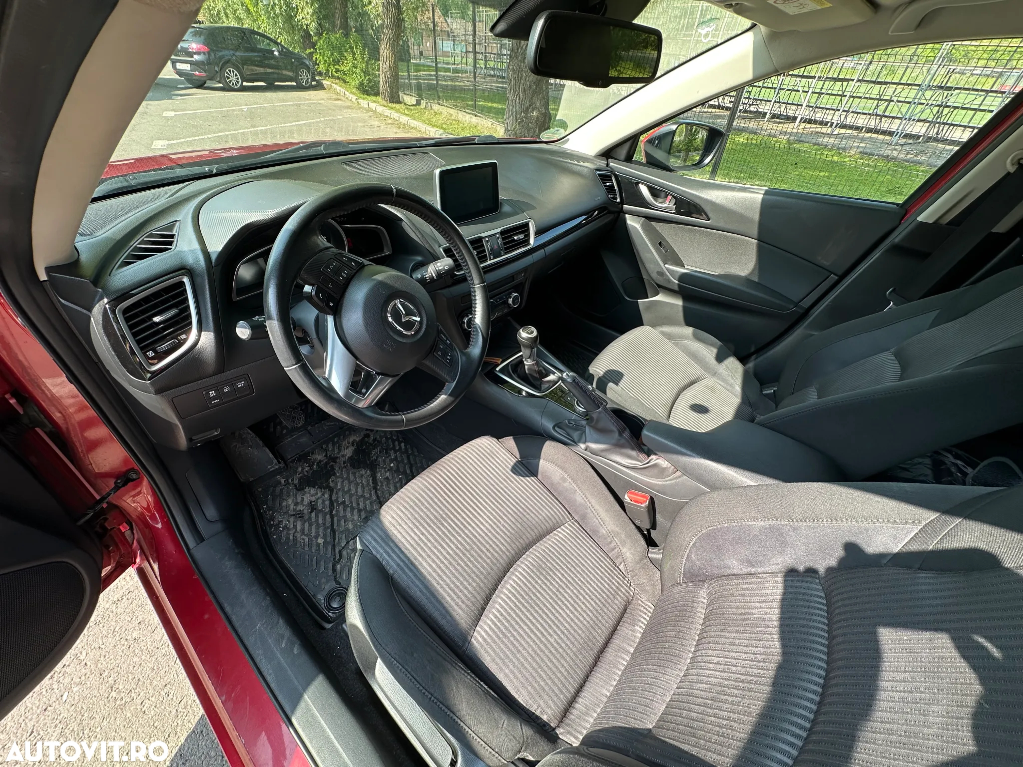Mazda 3 - 8