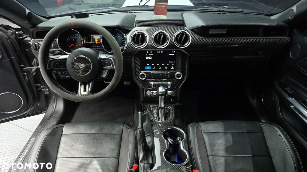 Ford Mustang - 9