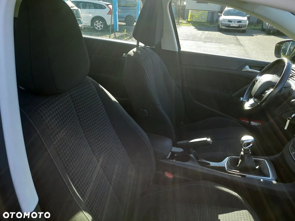 Peugeot 308 1.5 BlueHDi Business Line S&S - 16