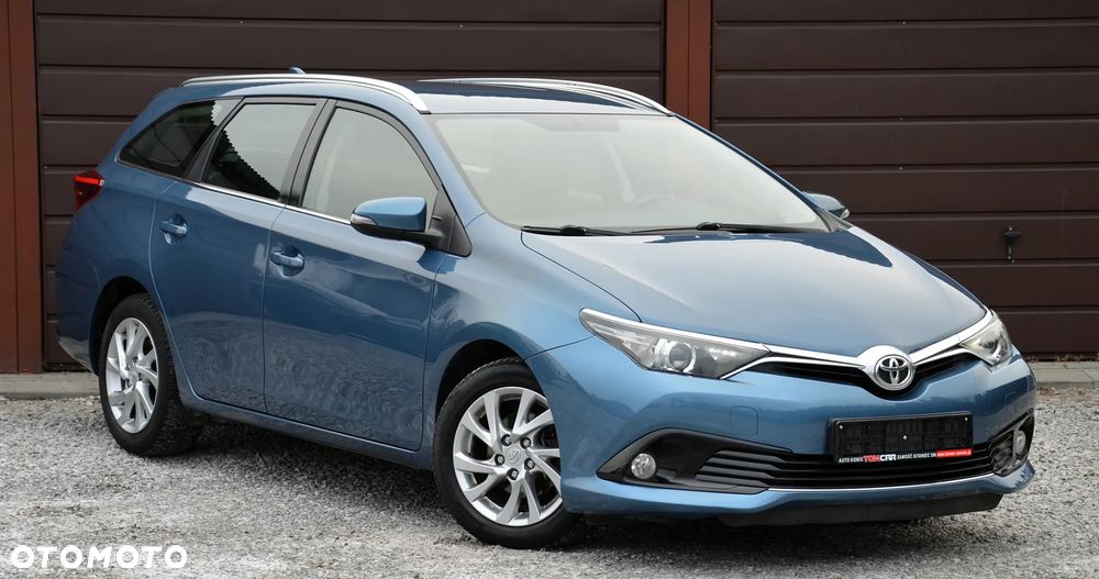Toyota Auris 1.33 VVT-i - 2