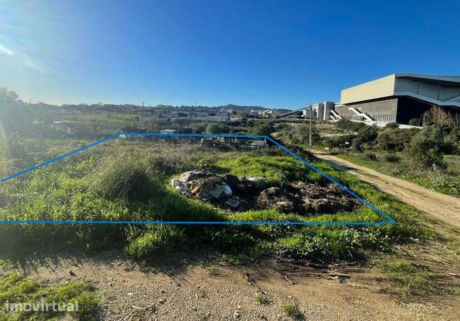 Vende-se TERRENO em Rio de Mouro - Grande imagem: 3/24