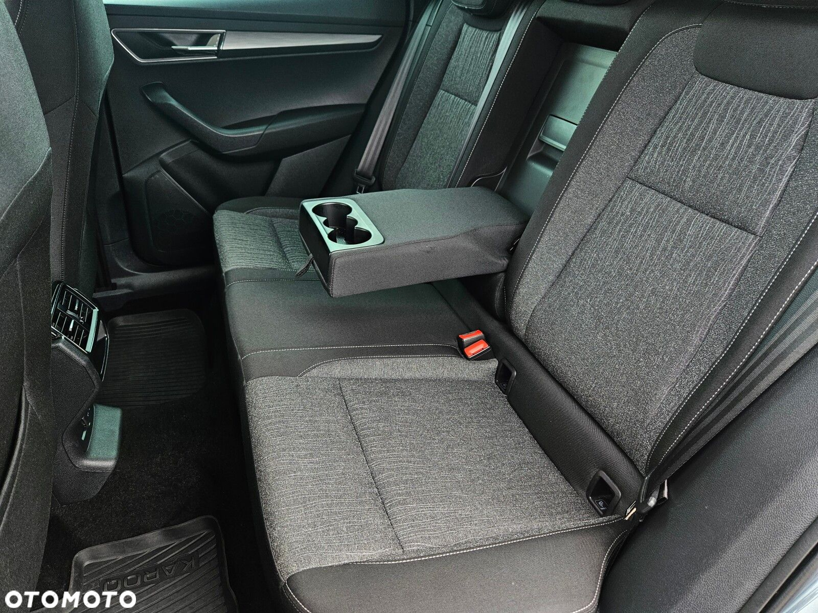 Skoda Karoq 1.5 TSI ACT GPF 4x2 Style DSG - 28