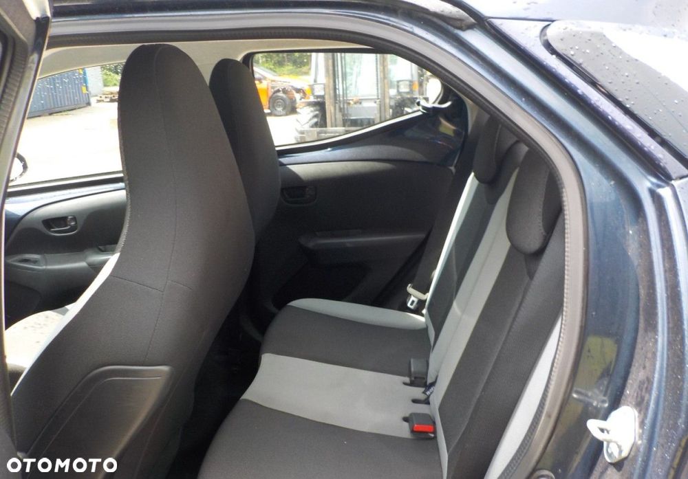 Toyota Aygo - 15