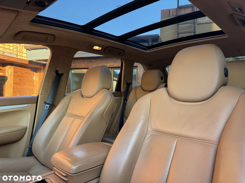 Porsche Cayenne - 7