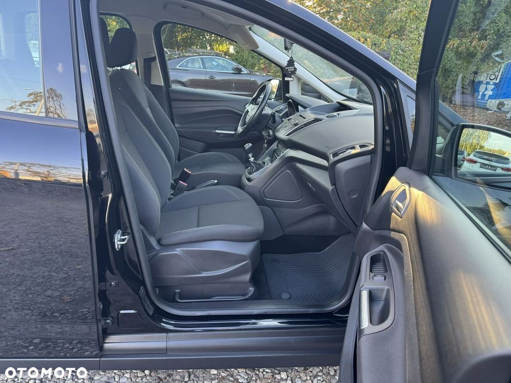 Ford C-MAX - 12