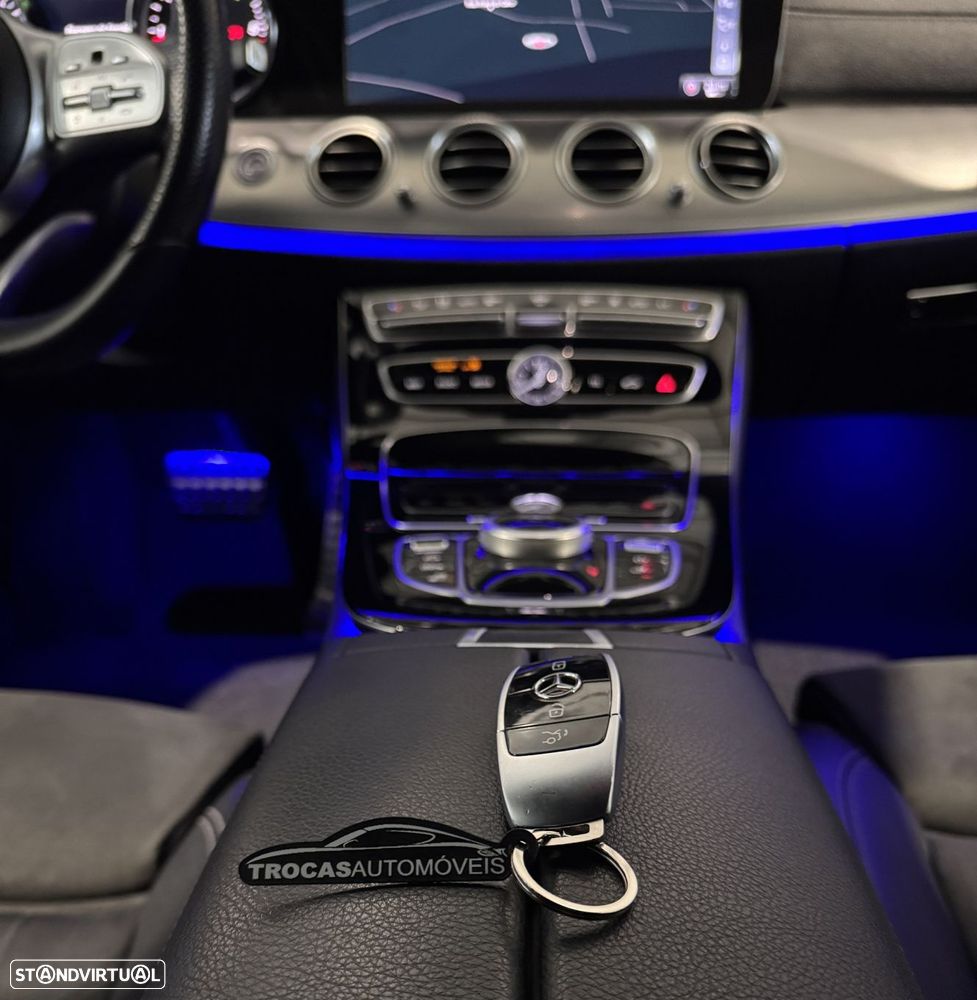 Mercedes-Benz E 300 de AMG Line - 16