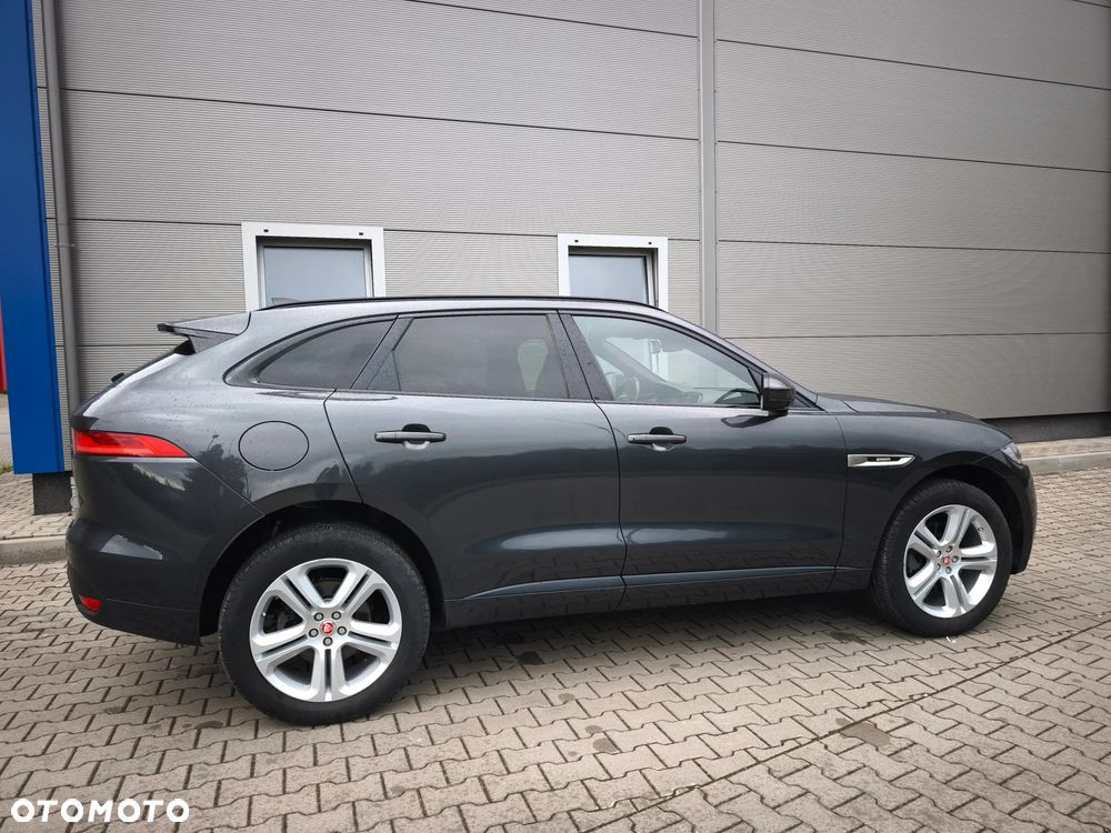 Jaguar F-Pace 30d AWD R-Sport - 22