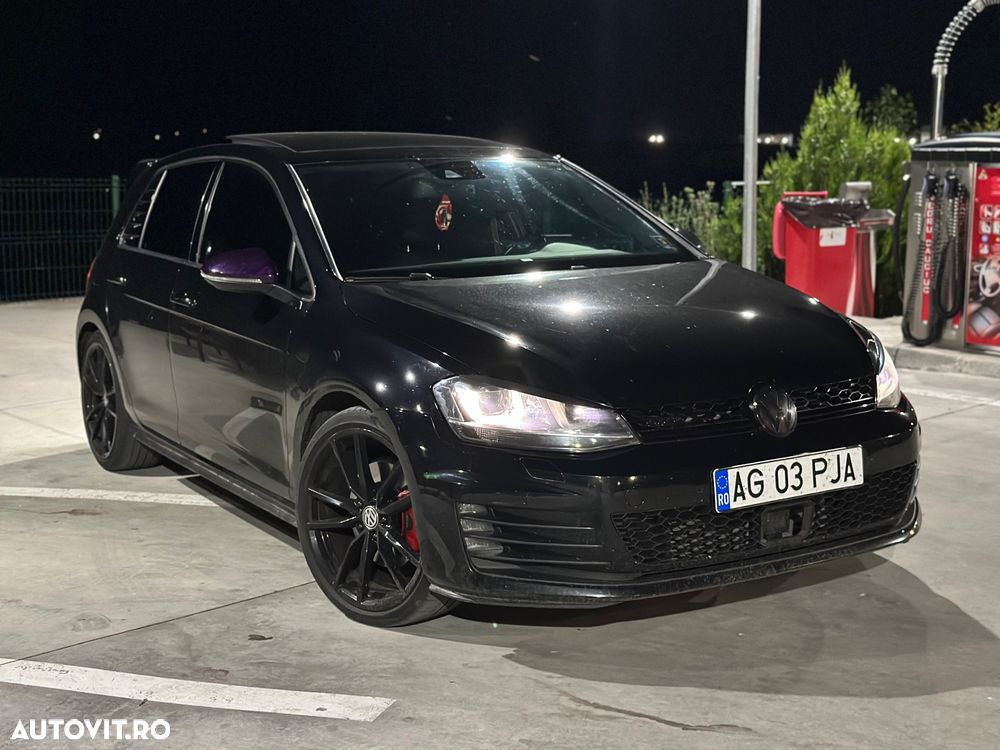 Volkswagen Golf - 14