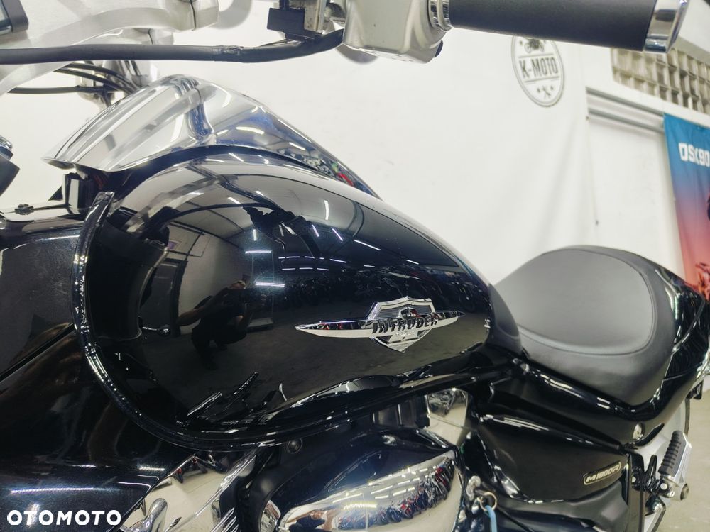 Suzuki Intruder - 21