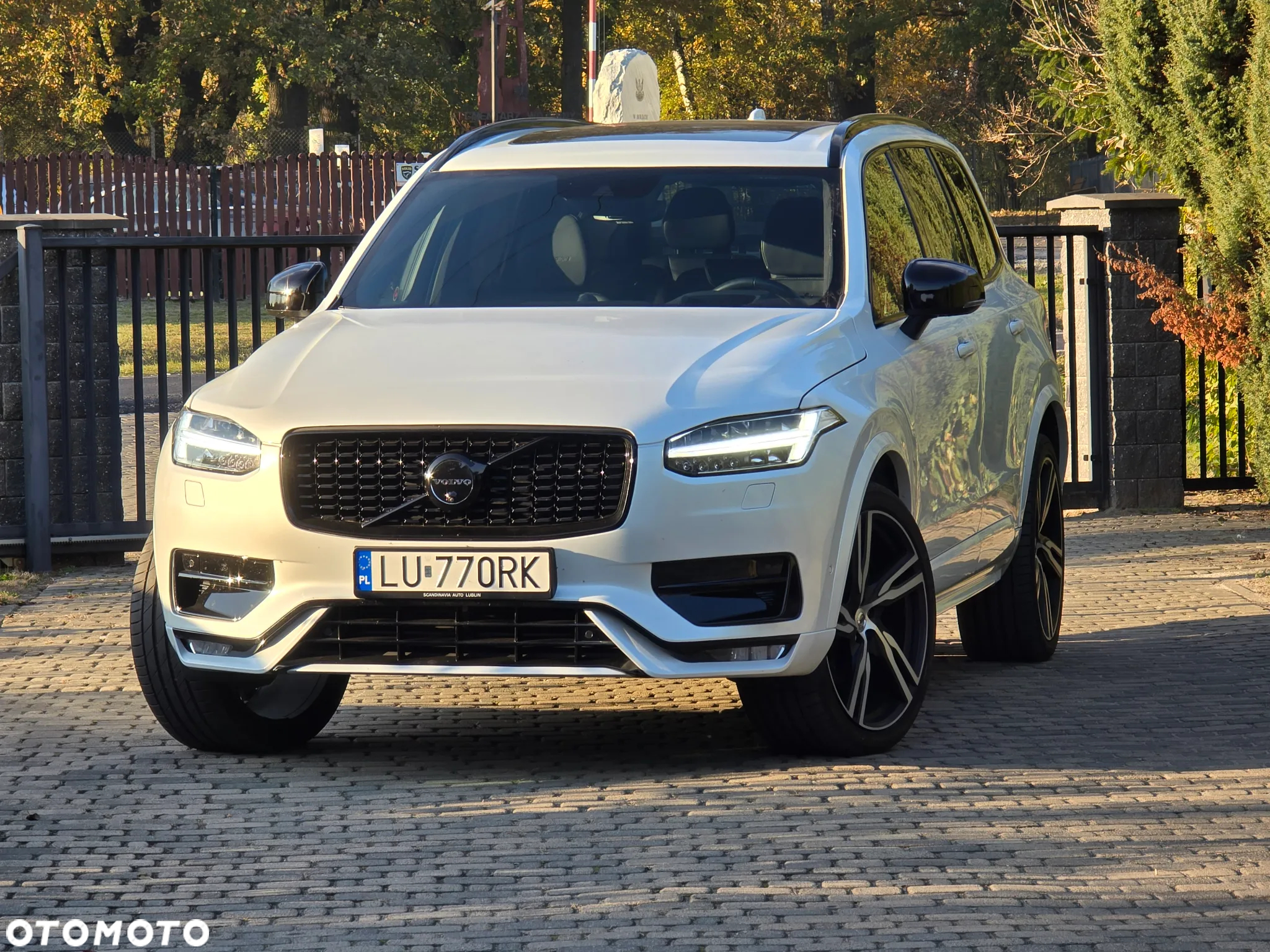 Volvo XC 90 T6 AWD R-Design 7os - 31