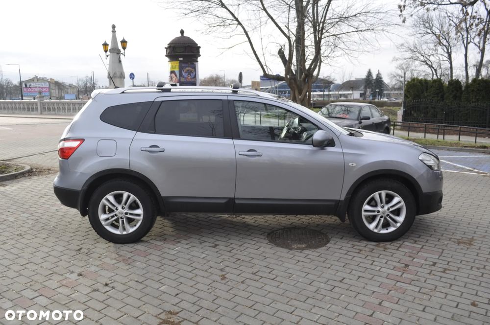 Nissan Qashqai+2 - 6