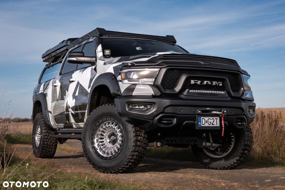 RAM 1500 Crew Cab Shortbed Rebel - 25