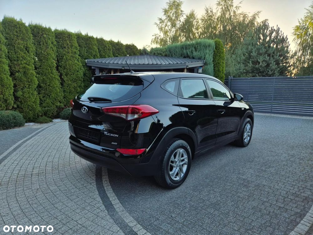 Hyundai Tucson 2.0 CRDI Comfort 4WD - 10