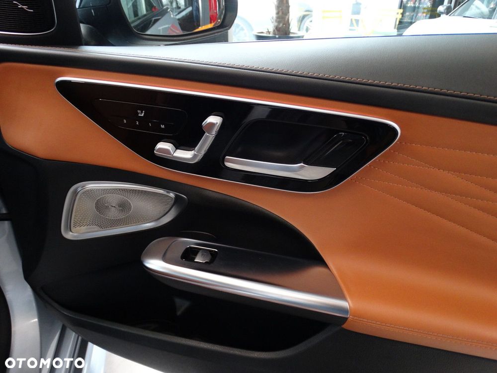 Mercedes-Benz Klasa C - 12