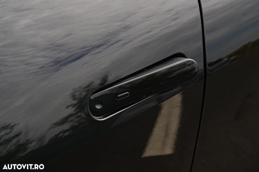 Toyota C-HR 1.8 HSD 122 CP 4x2 CVT Core - 9