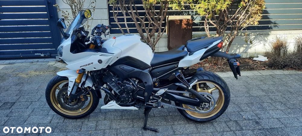 Yamaha FZ8 - 1