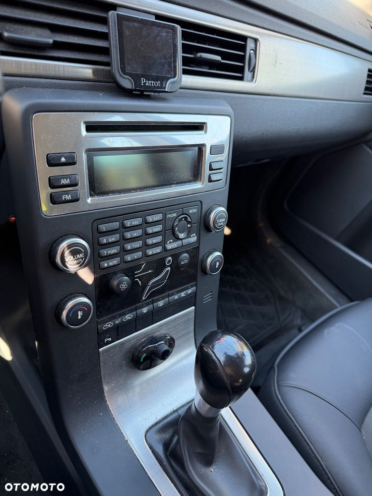 Volvo V70 2.0D Momentum - 21