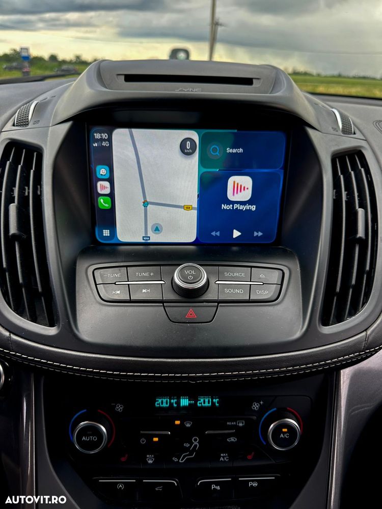 Ford Kuga 2.0 TDCi 4WD Powershift Vignale - 18