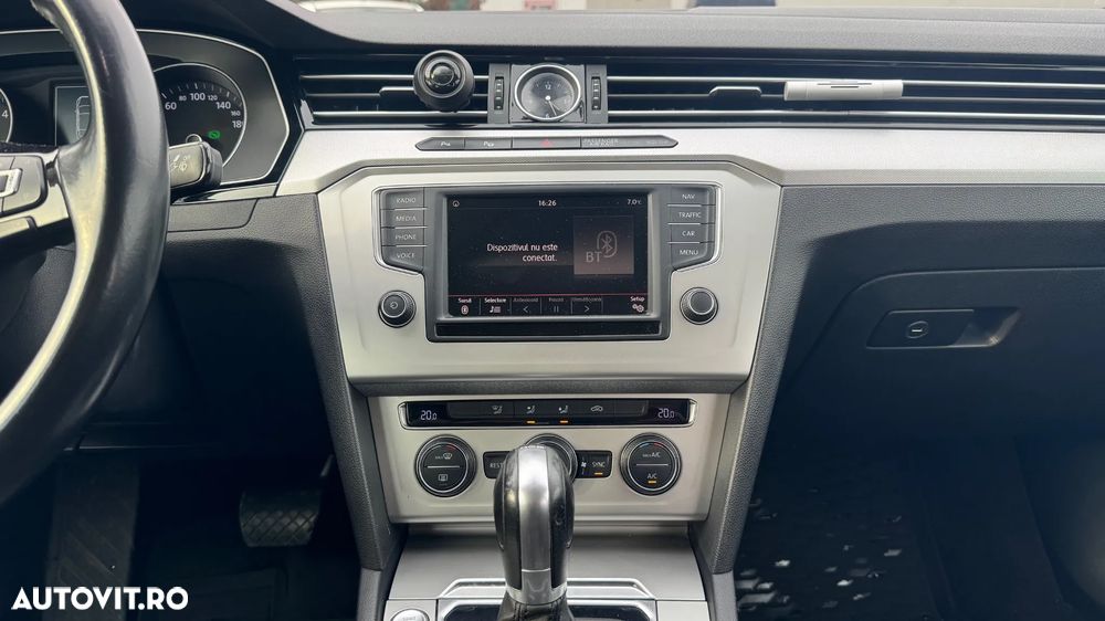 Volkswagen Passat 2.0 TDI (BlueMotion Technology) DSG Comfortline - 11