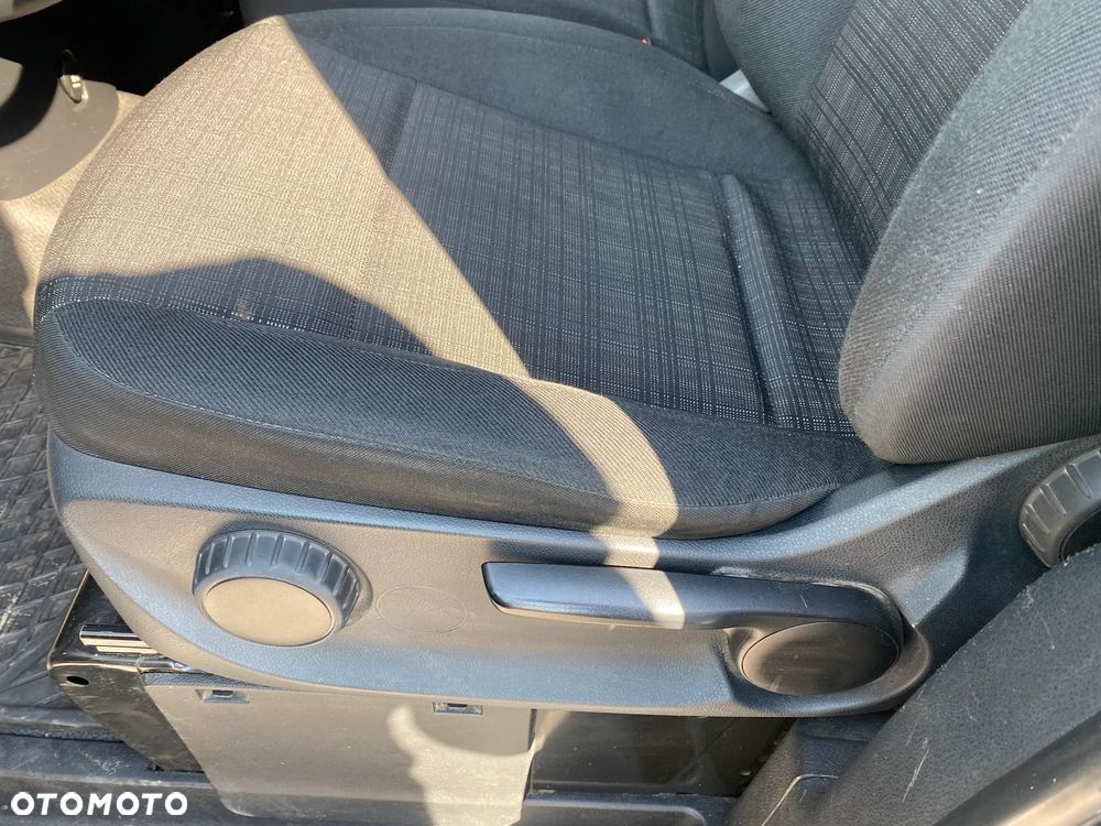 Mercedes-Benz Vito - 18