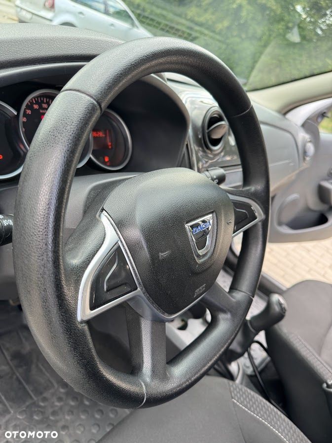 Dacia Logan 1.2 16V Laureate - 16