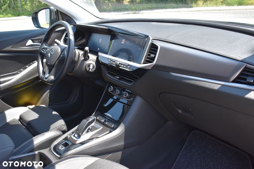 Opel Grandland 1.5 D Automatik Business Elegance - 22