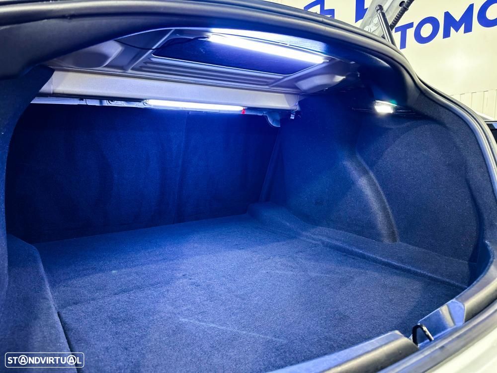 Tesla Model 3 Long-Range Dual Motor AWD - 52