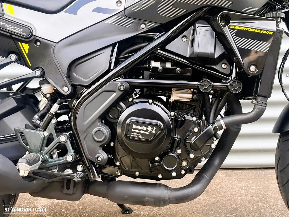 Benelli Leoncino 250 ABS - 21
