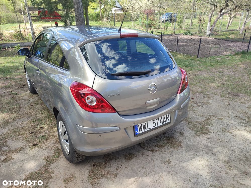 Opel Corsa 1.4 16V Active - 8