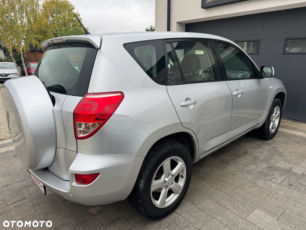 Toyota RAV4 2.0 4x4 Automatik Executive - 28