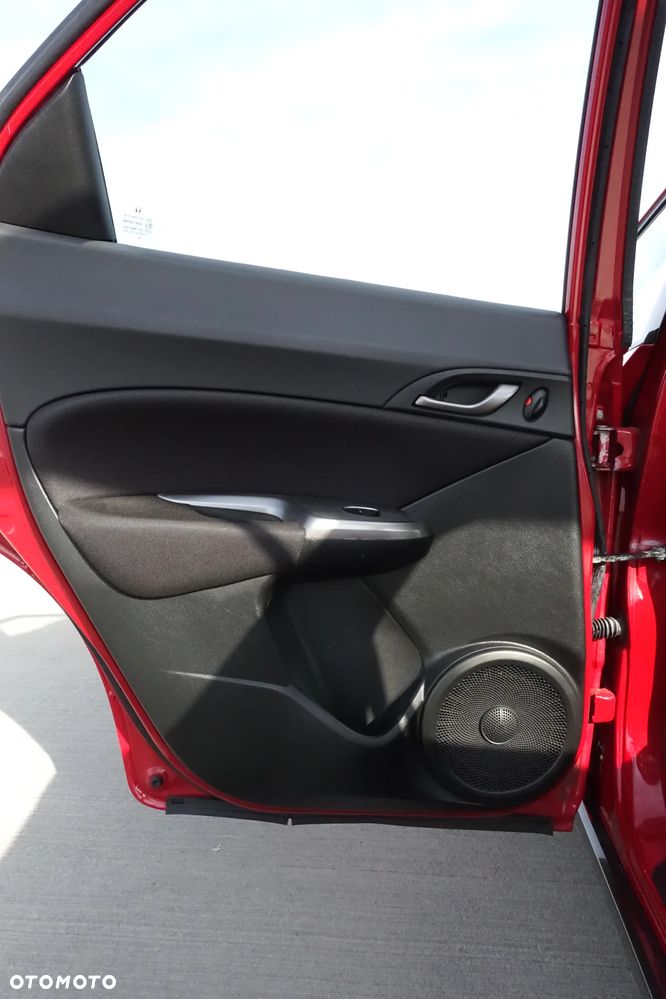 Honda Civic 1.8 Executive NAVI - 25