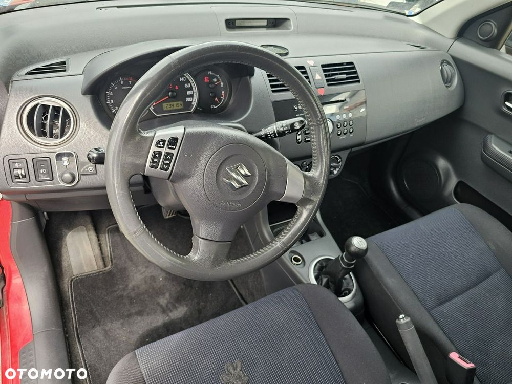 Suzuki Swift - 15