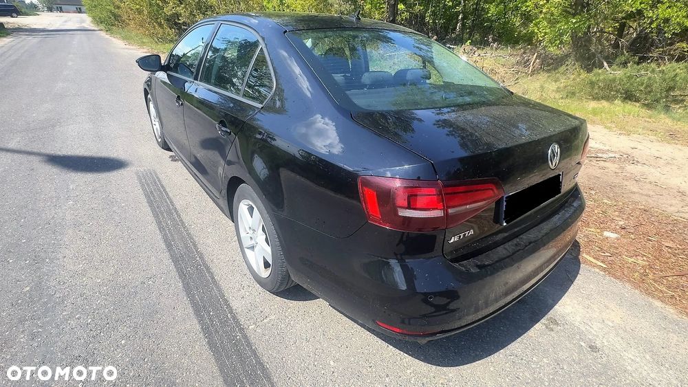 Volkswagen Jetta 1.2 TSI BMT Comfortline - 4