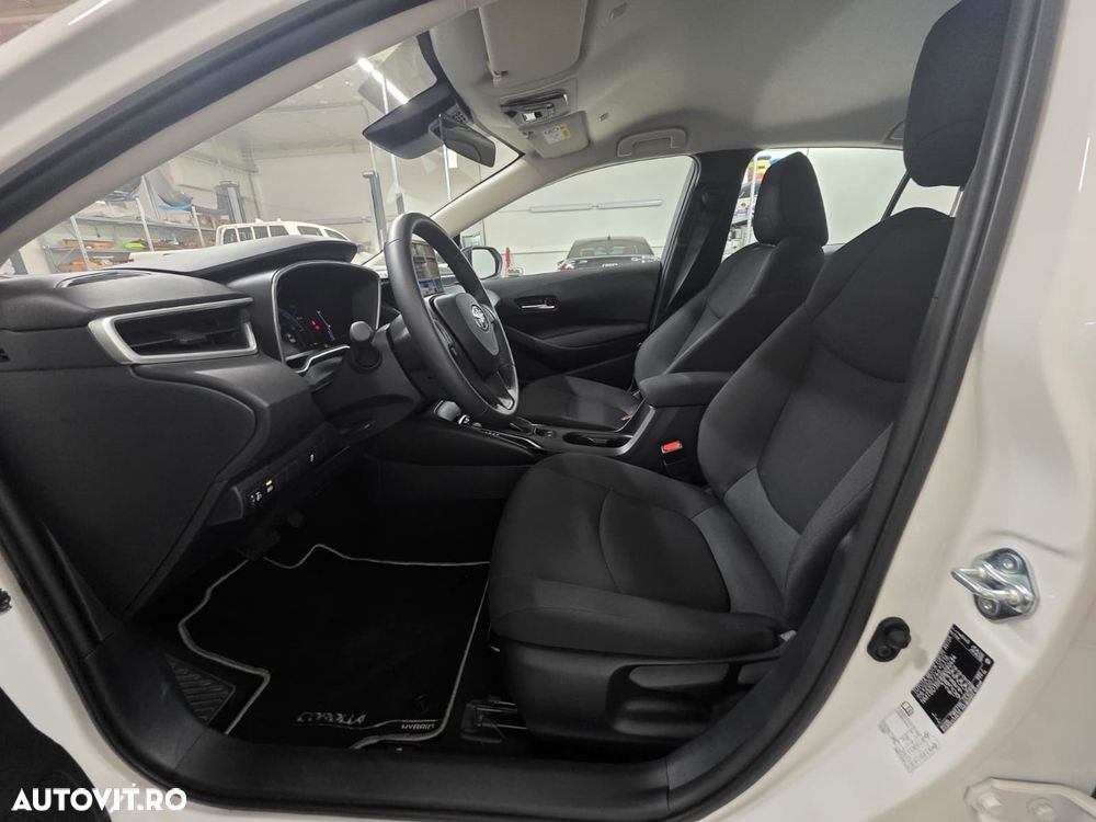 Toyota Corolla 1.8 HSD Eco - 10