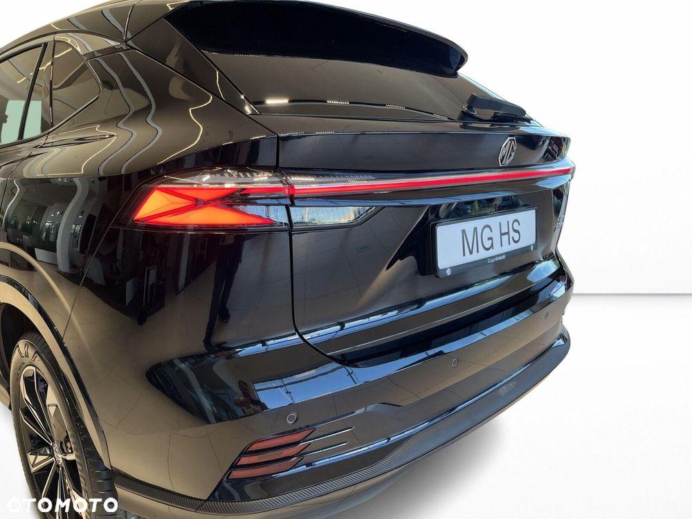 MG HS Hybrid+ - 19